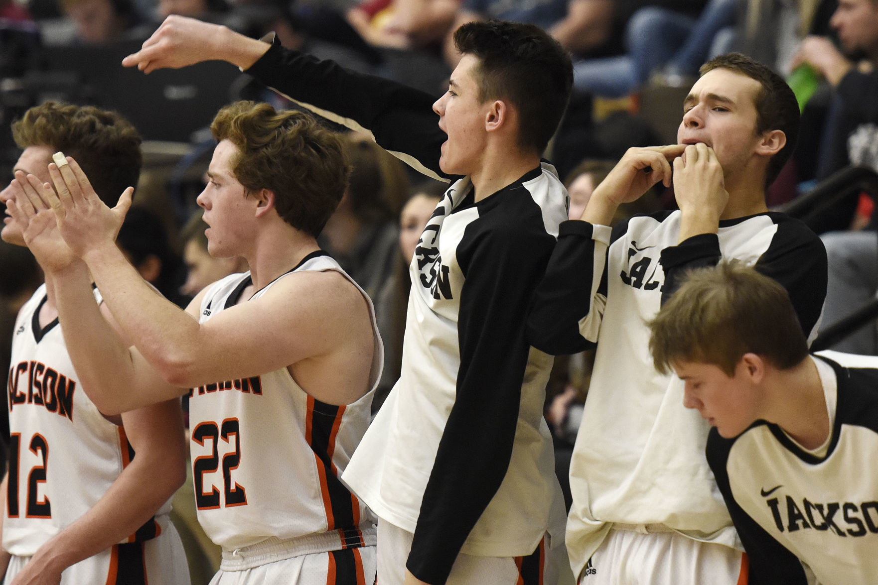 Broncs basketball